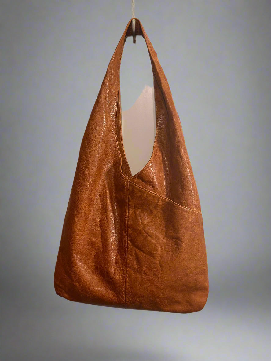 SS52 Washed lamb skin Hobo