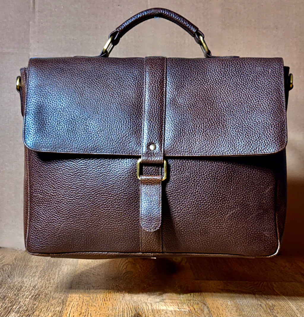SS40 SoftGrain Cow modern briefcase free shipping within the USA