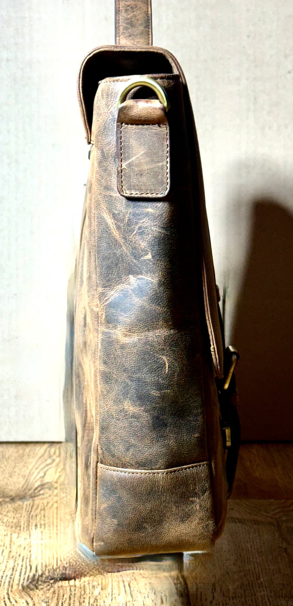 SS41 antique buffed Cow flap front briefcase free shipping within the USA
