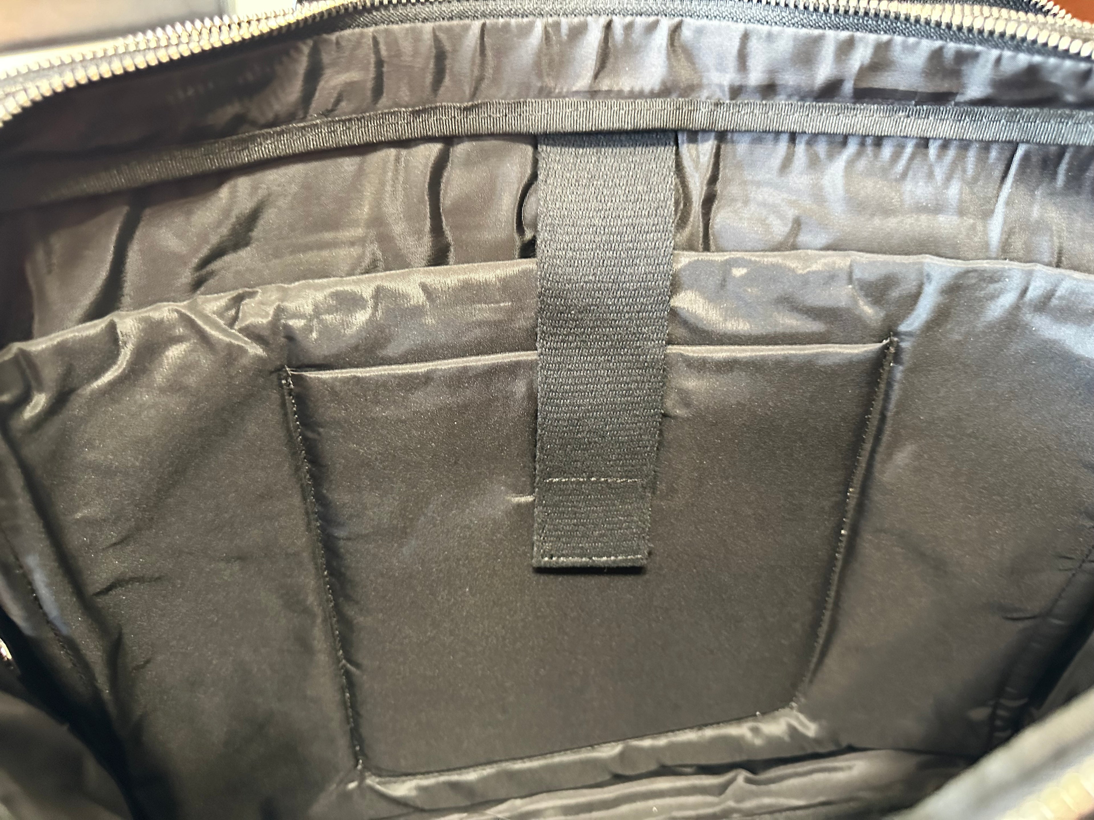 SS36 Brikmond 100% leather polished cow  Executive 1 briefcase