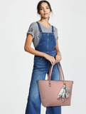 2 IN1 TOTE W SCARF & HNGOFF 24824A
