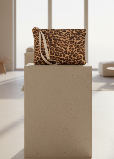 SS114 Lucky Brand leopard printed wristlet