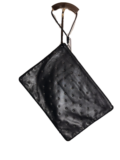 SS116 Fini C'est studded lamb wristlet