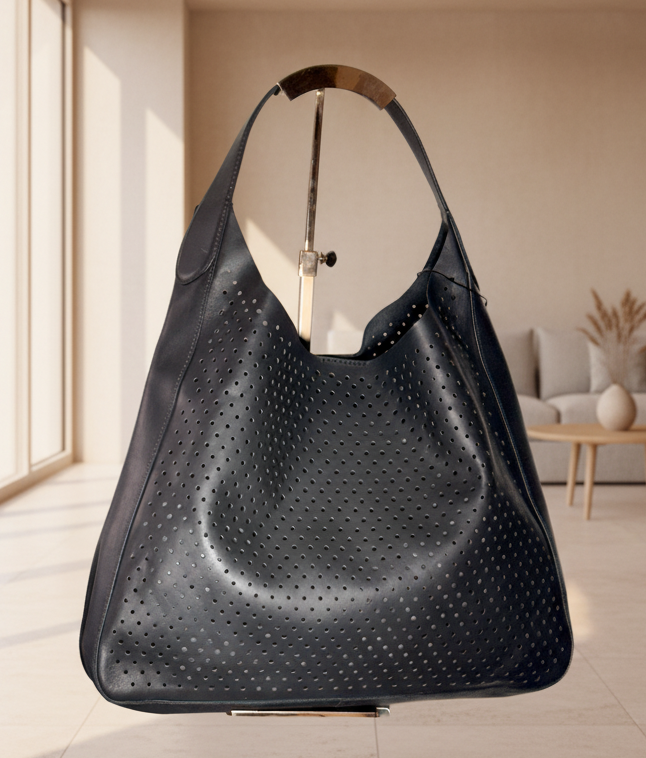 SS88 Fini cest Coated Cow perforated Hobo