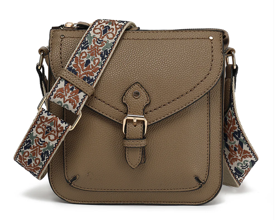 AB301 TOP ZIP CROSSBODY WITH FRONT PKT AND GUITAR STRAP